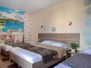 Ryadom S Morem Apartments