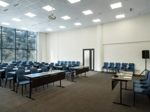 Отель Ani Forest Hills Resort