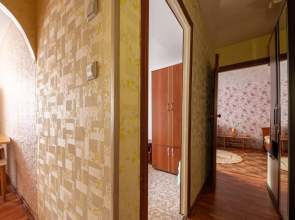 Апартаменты на улице Максима Горького 184