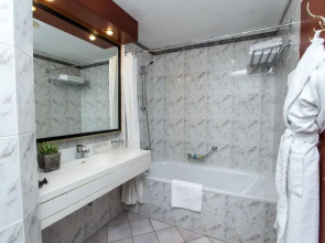 Отель Rahat Palace