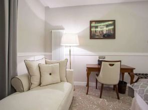 Отель International Iasi