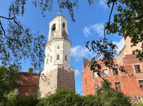 Апартаменты у Часовой Башни и Дома Гильдии