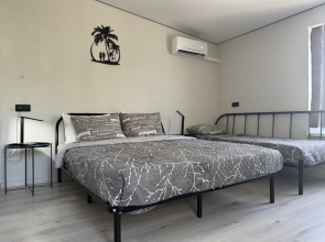 V Tsente Vityazevo Flat