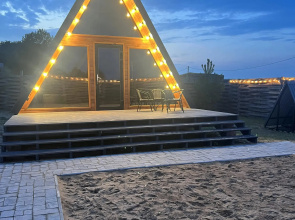 Private house Uyutny u Reki s Chanom v Sovremennom Stile