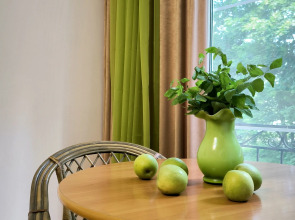 Апартаменты Двухкомнатные Зеленый Двор Беседка Центр