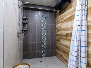 Гостевой комплекс с баней Вверх