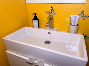 Квартира Like Home Apartment