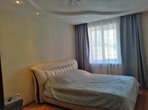 Uyutnaya dvukhkomnatnaya kvartira Flat