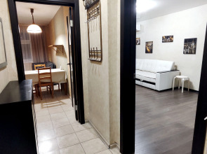 Квартира Уютная, светлая квартира рядом с ТЦ Park House ждёт своих гостей