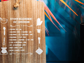 Апартаменты Lalapart Tropikana с ярким ремонтом на 30 этаже небоскреба Савеловский Сити