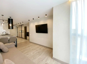 Квартира Стильная Двухкомнатная с Видом на Море во Владивостоке