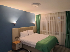 Апартаменты Taksi̇m Ni̇da Flats