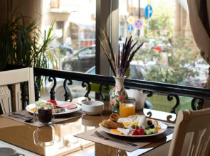 Отель Sapphire Inn