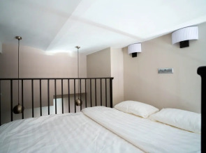 Апартаменты около площади Восстания (1)