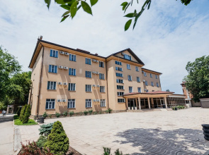 Delfia Hotel