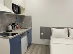 Апартаменты MAXI на Народная 23