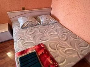 Na Ulitse Bulvar Mira, 3 Apartments