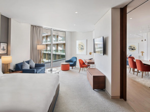 Курортный отель JA The Resort - JA Lake View