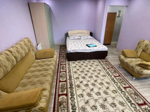 Uyut Flat