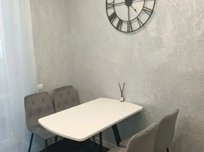 Квартира Двушка в Центре на Берегу р. Которосль