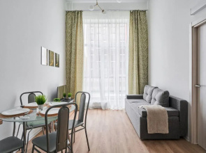 Na Novoserednevskom Prospekte 17/1 Apartments