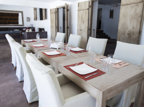 Uzuri Villa Mini-hotel