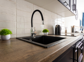 Апартаменты Домино по улице Партизана Железняка,38