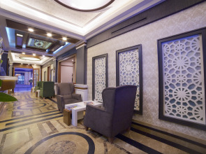 Отель Black Tulip