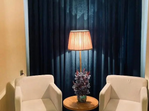 Отель Grand Mirror