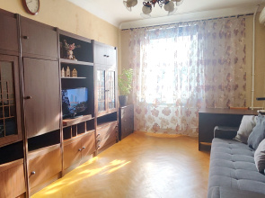 Dvukhkomnatnaya V Tsentre Goroda Flat