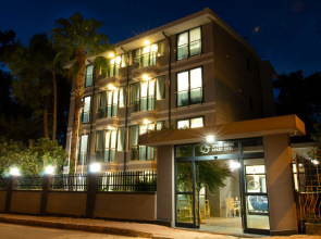 Opera Suites Hotel