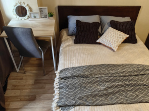 U Naberezhnoy Volgi Flat