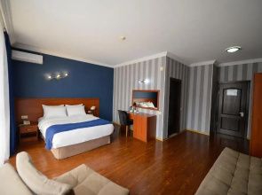 Aura Boutique Hotel