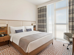 Staybridge Suites Dubai al-Maktoum Airport, an IHG Hotel