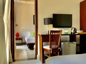 Resort Villa Orchid Garden Riverside