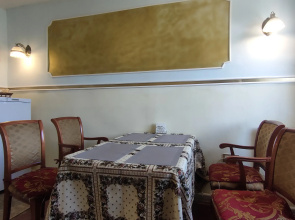 V Pushkinogorye Guest House