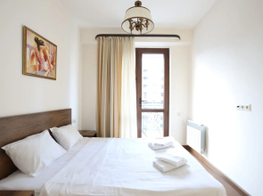 On Buzand Str. 17-121 Apartments