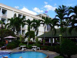 Отель Romeo Palace