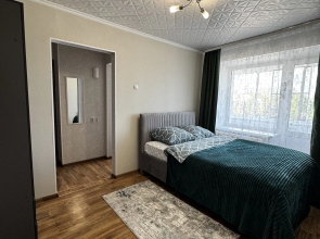 Na naberezhnoy Flat