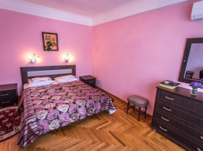 Санаторий Курортная Поликлиника им. Н.И. Пирогова с Пансионатом с Лечением Искра