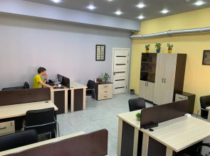 Хостел Safarov's Family Hostel
