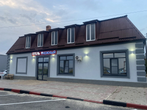 Отель Южный