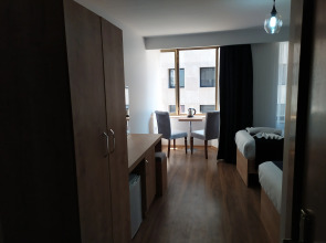 Отель Golden Street