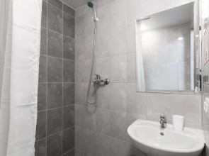 Апартаменты Студия с дизайнерским ремонтом