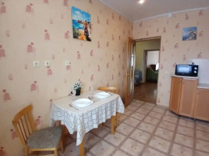 Апартаменты Яркий семейный 2х к апартамент