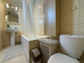 Квартира 3-Комнатная Верхнепортовая 64а