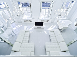 Апартаменты Двухъярусные Белоснежные на Невском 96