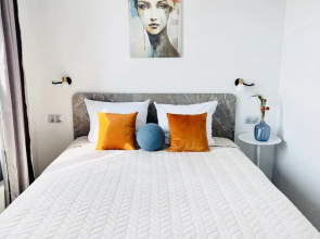 Komfort S Shikarnym Vidom Na Gorod Apartments