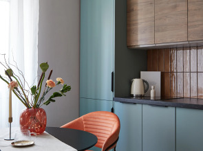 Квартира Очаровательная у Парка Галицкого с Парковкой и Круглосуточным заселением для Четырех гостей