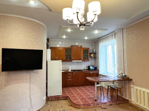 Апартаменты Уютная 2-х комнатная квартира